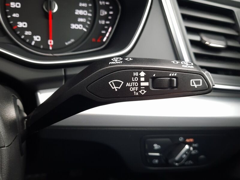 More views of Audi Q5