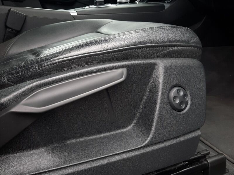 More views of Audi Q5