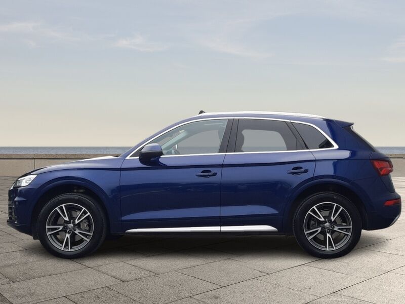 More views of Audi Q5