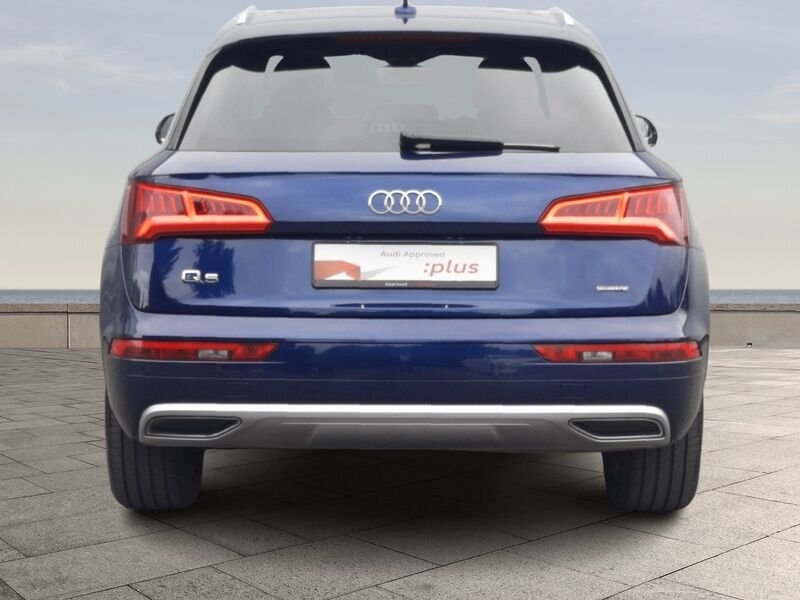 More views of Audi Q5
