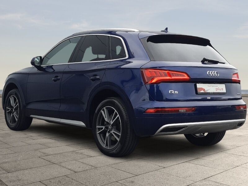 More views of Audi Q5