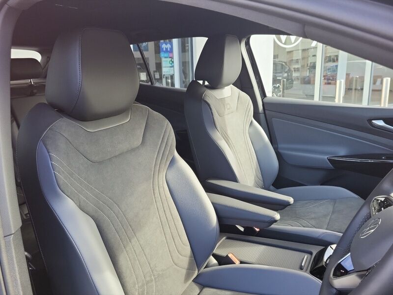 More views of Volkswagen ID.4