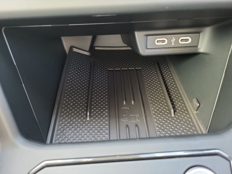 More views of Volkswagen Taigo