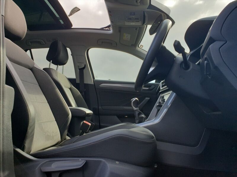 More views of Volkswagen T-Roc