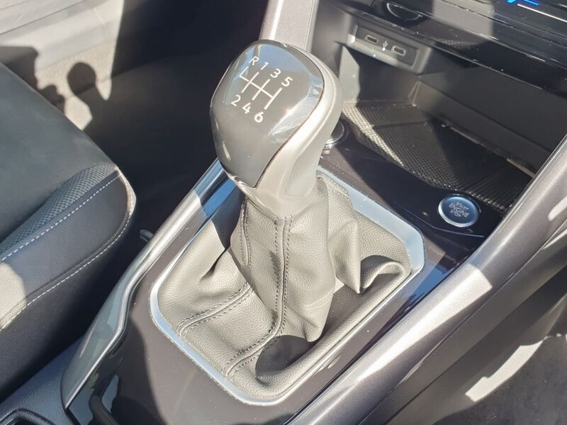 More views of Volkswagen T-Roc