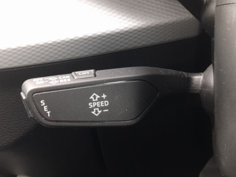 More views of Audi Q2