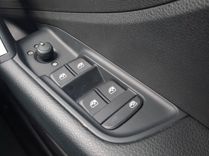 More views of Audi Q2