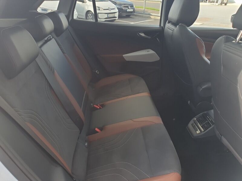 More views of Volkswagen ID.4