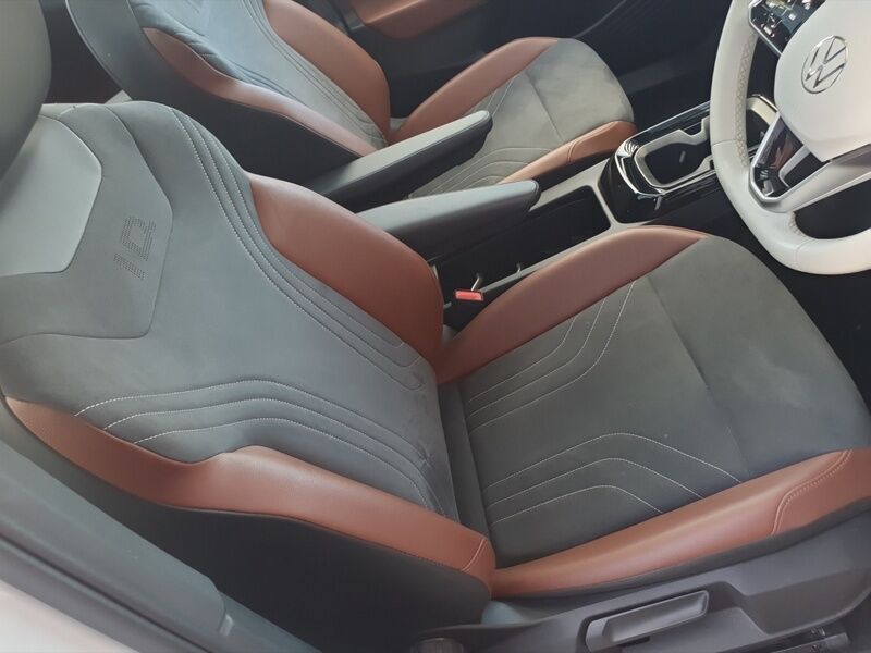 More views of Volkswagen ID.4