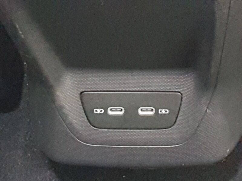 More views of Cupra Born