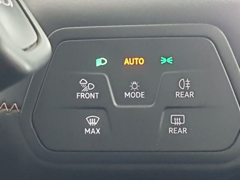 More views of Cupra Born