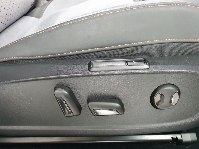 More views of Cupra Born