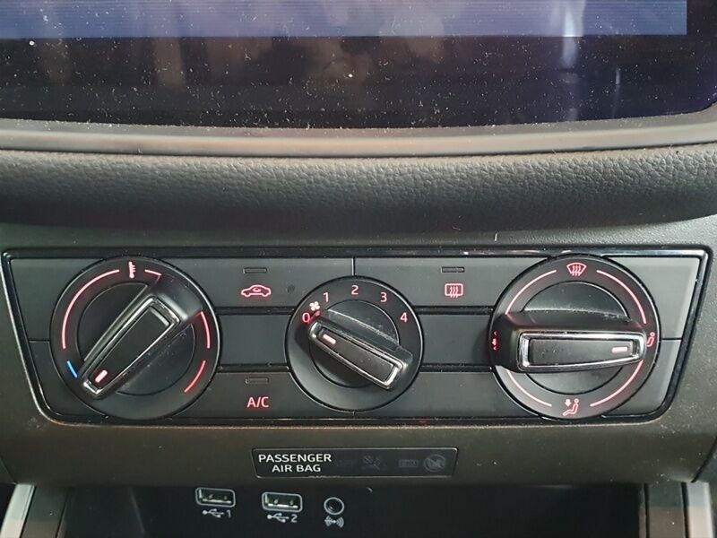 More views of SEAT Arona