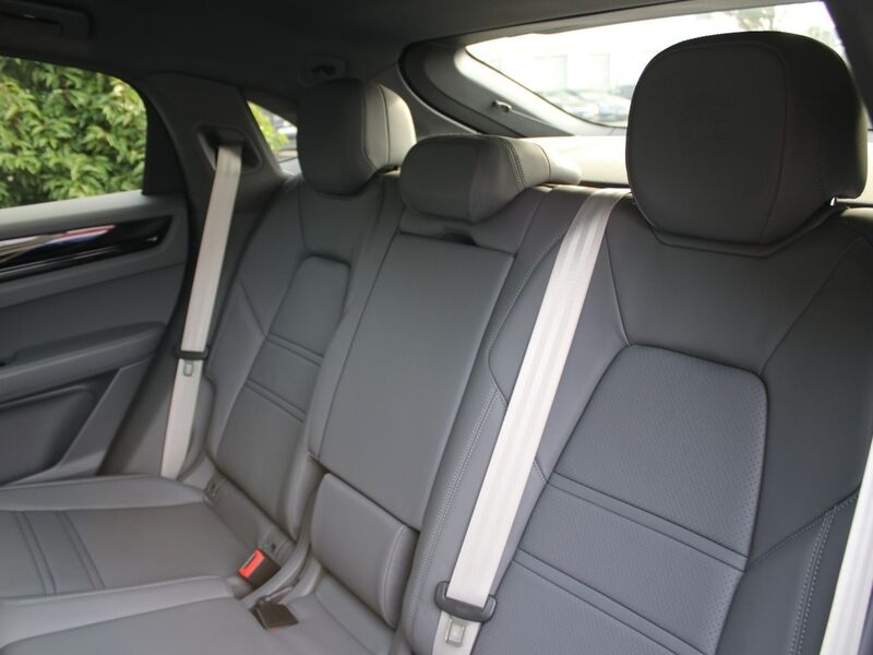 More views of Porsche Cayenne