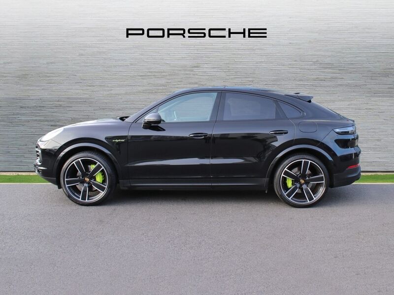 More views of Porsche Cayenne