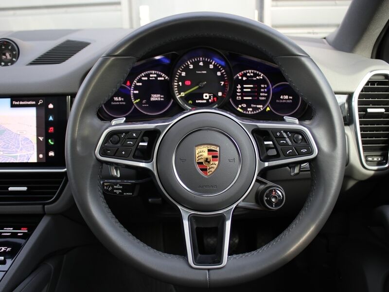 More views of Porsche Cayenne