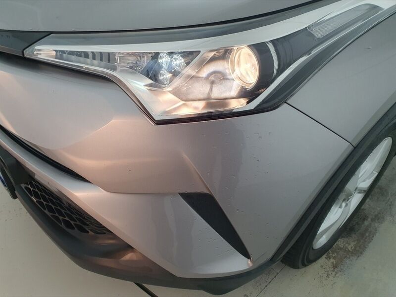 More views of Toyota C-HR