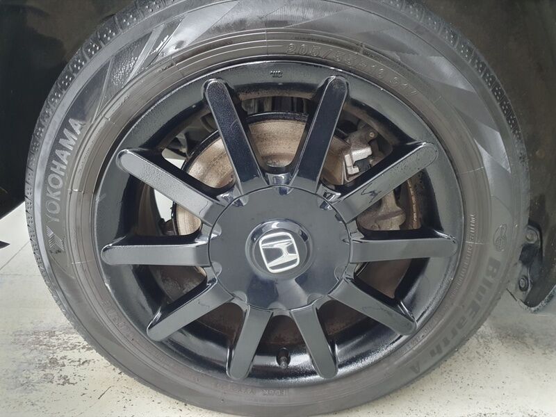 More views of Honda e