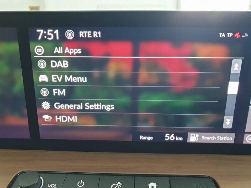 More views of Honda e