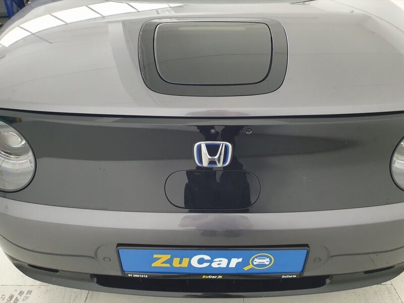 More views of Honda e