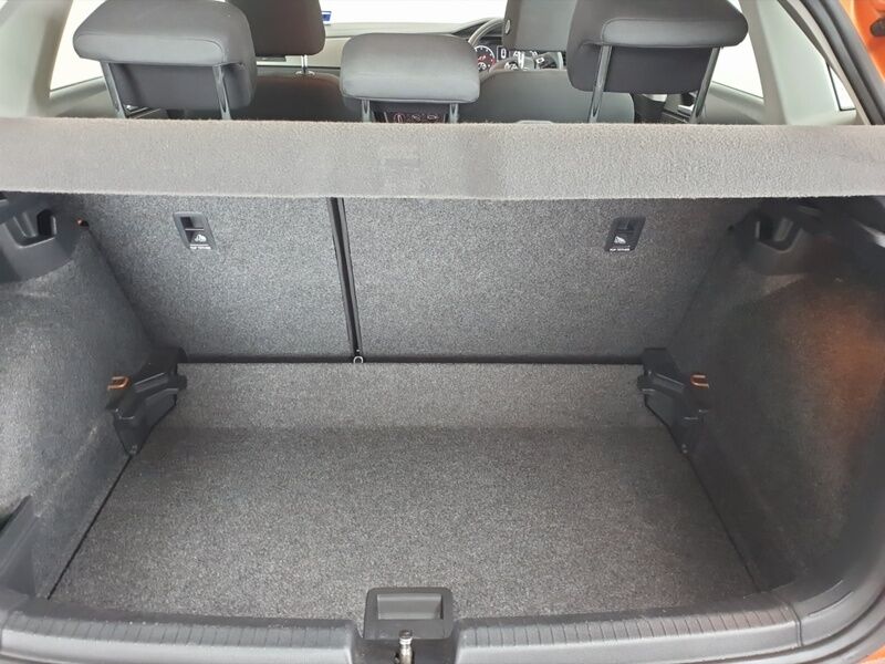 More views of Volkswagen Polo
