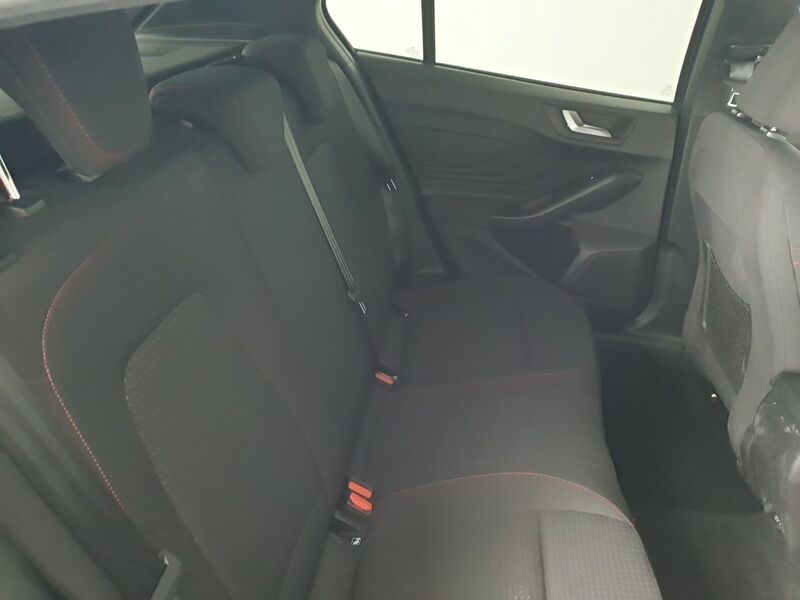 More views of Ford Focus