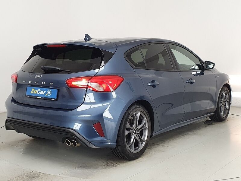 More views of Ford Focus