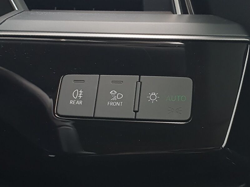 More views of Audi E-Tron