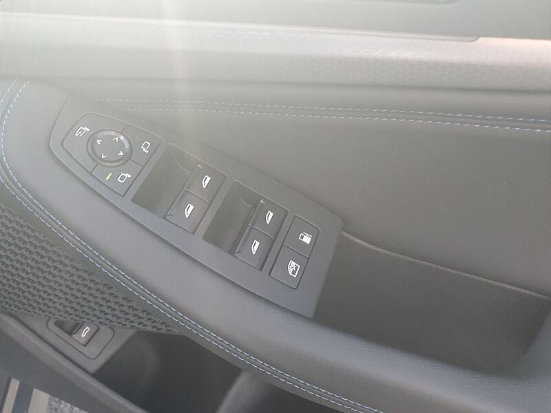 More views of BMW 2 Series Active Tourer