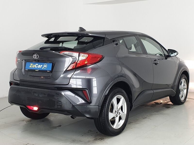 More views of Toyota C-HR