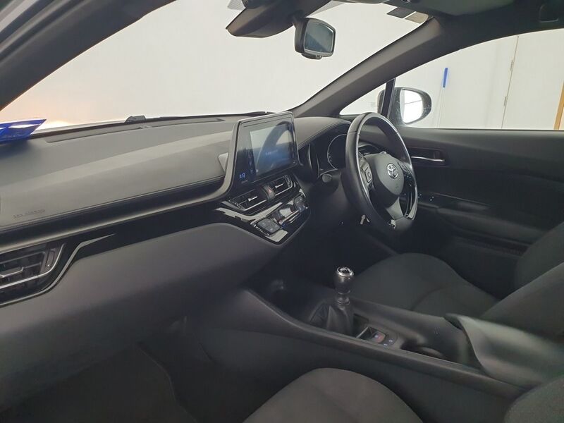 More views of Toyota C-HR