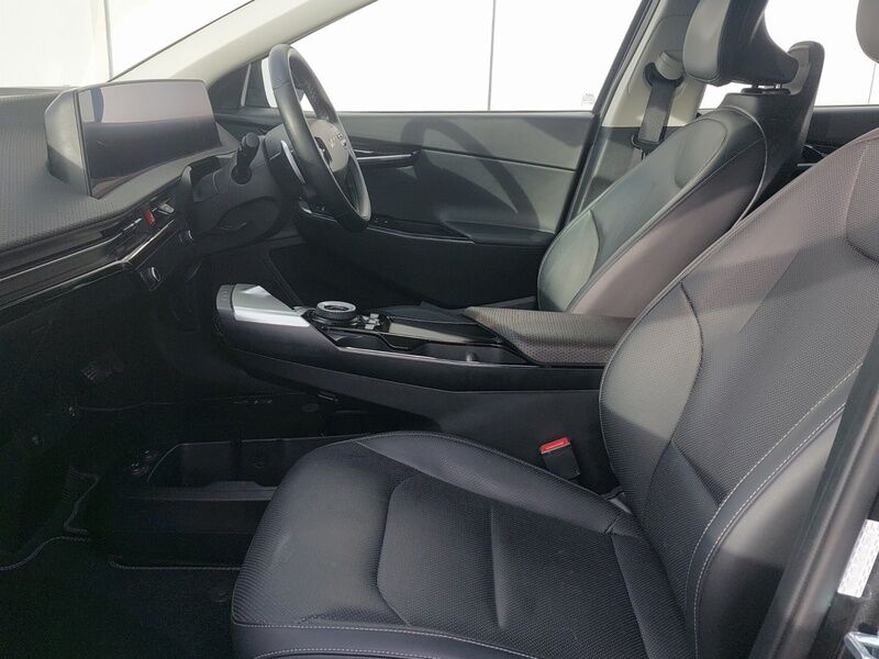 More views of Kia EV6