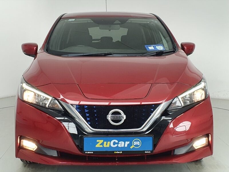 More views of Nissan Leaf