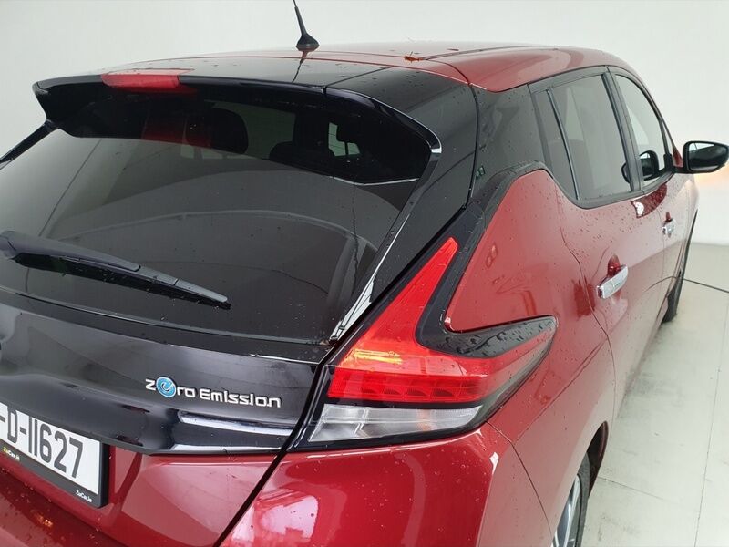 More views of Nissan Leaf