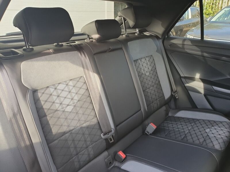 More views of Volkswagen T-Roc