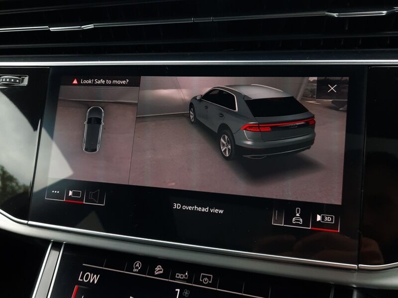 More views of Audi Q8