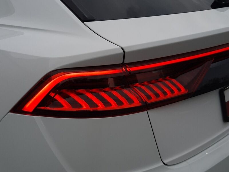 More views of Audi Q8