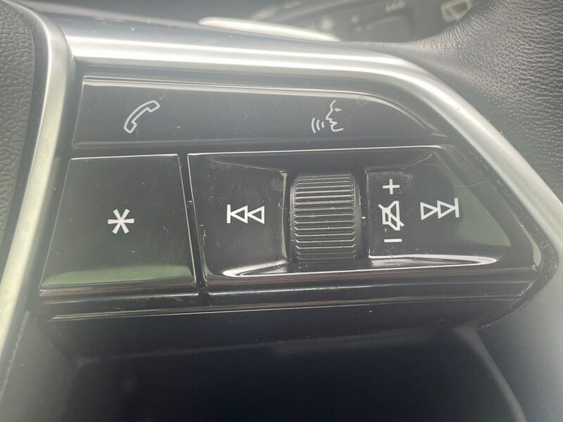 More views of Audi E-Tron