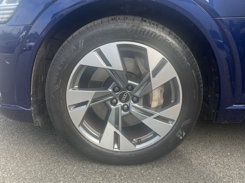 More views of Audi E-Tron