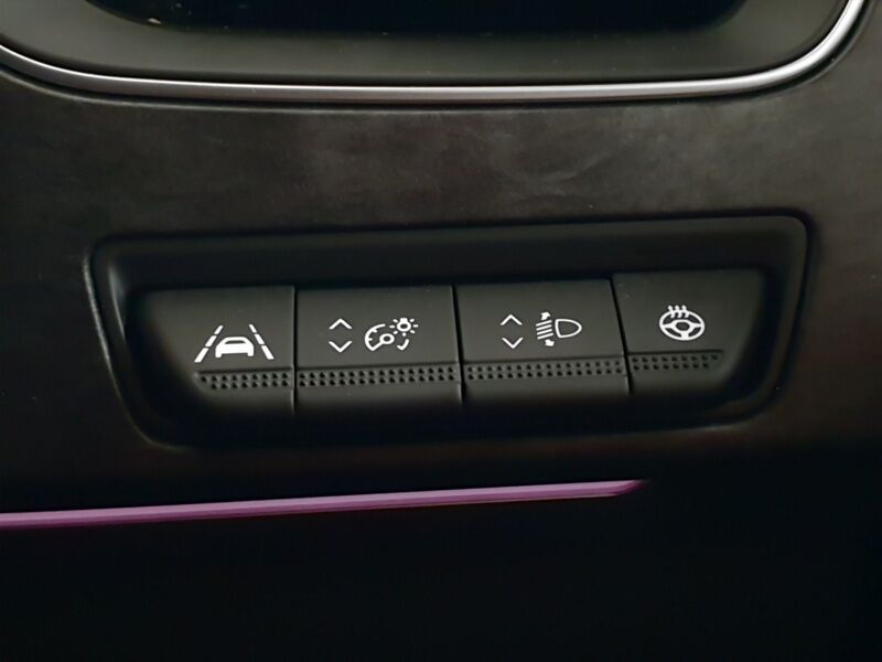 More views of Renault Arkana