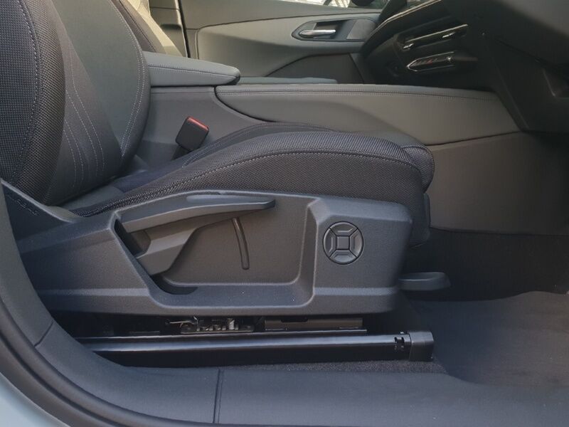 More views of Audi Q3