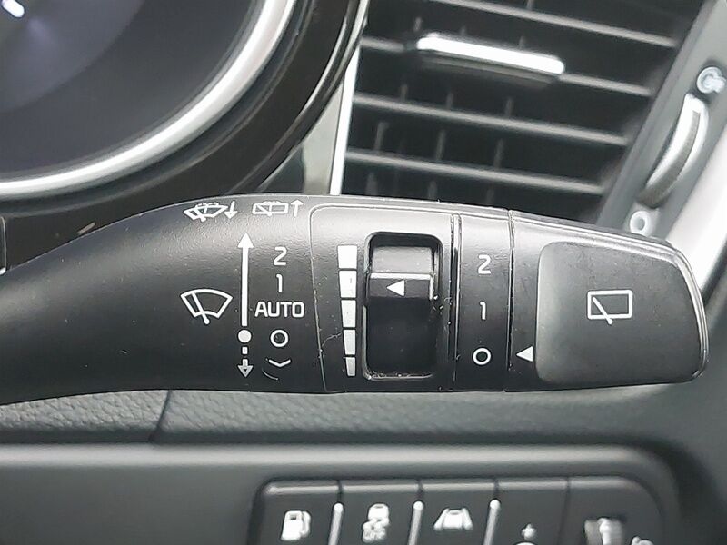 More views of Kia XCeed