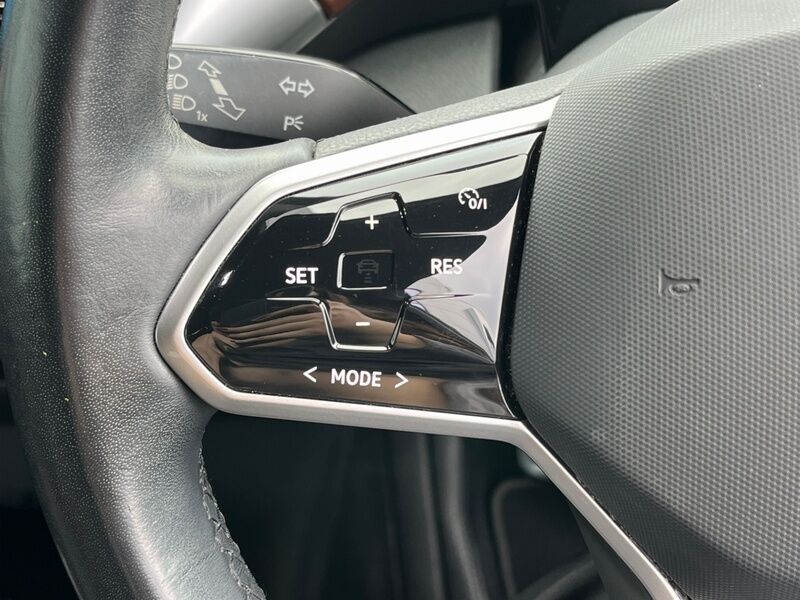 More views of Volkswagen ID.4