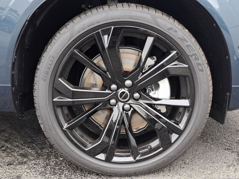 More views of Volvo XC60