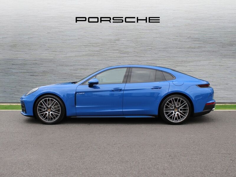 More views of Porsche Panamera