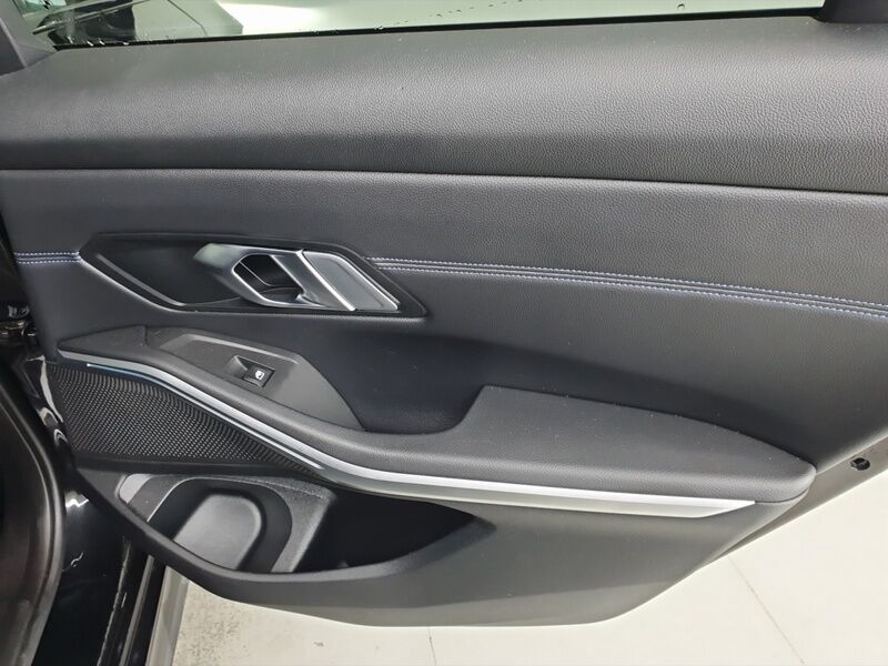 More views of BMW 3 Series