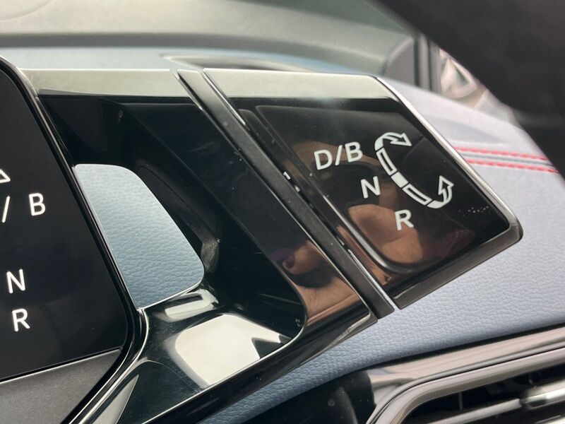 More views of Volkswagen ID.4