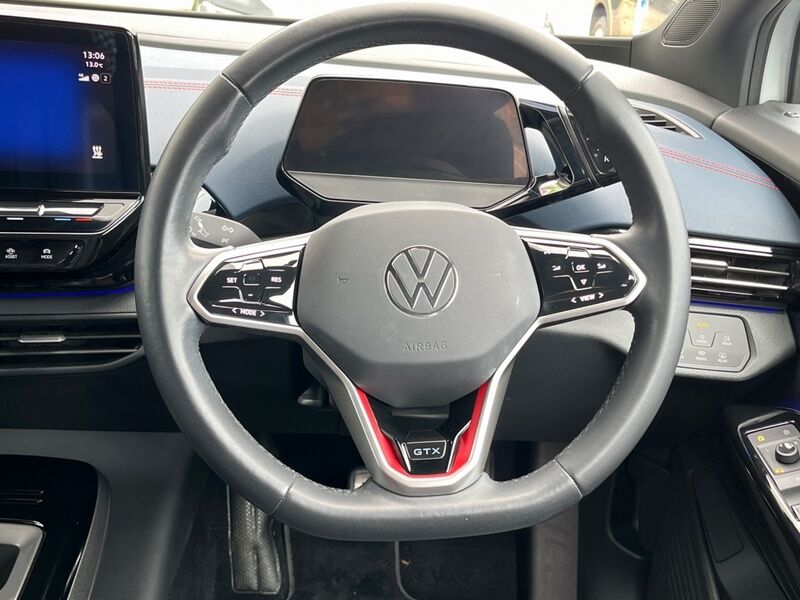 More views of Volkswagen ID.4