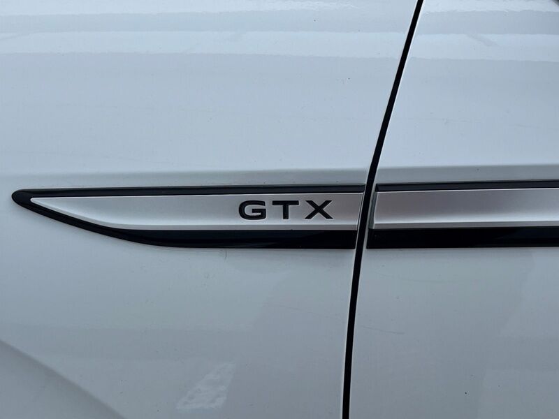 More views of Volkswagen ID.4