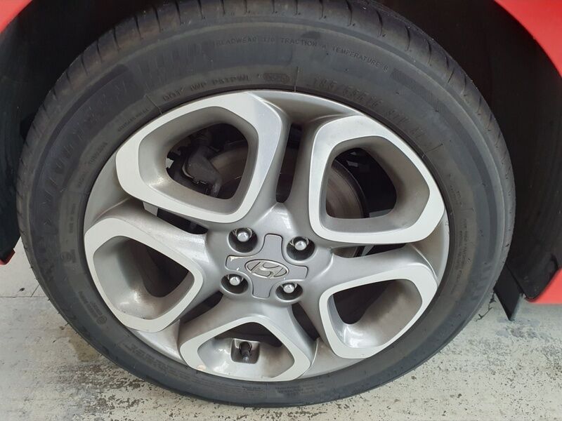 More views of Hyundai i20